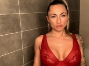 Isizzu pissing to the bath ! 2/16