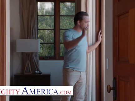Naughty America - Kendra Spade flirts and fucks her neighbor