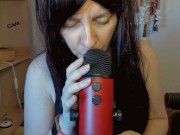Ascolta suoni bagnati di risucchi sopra il tuo cazzo in Asmr con Blue Yeti 3/16