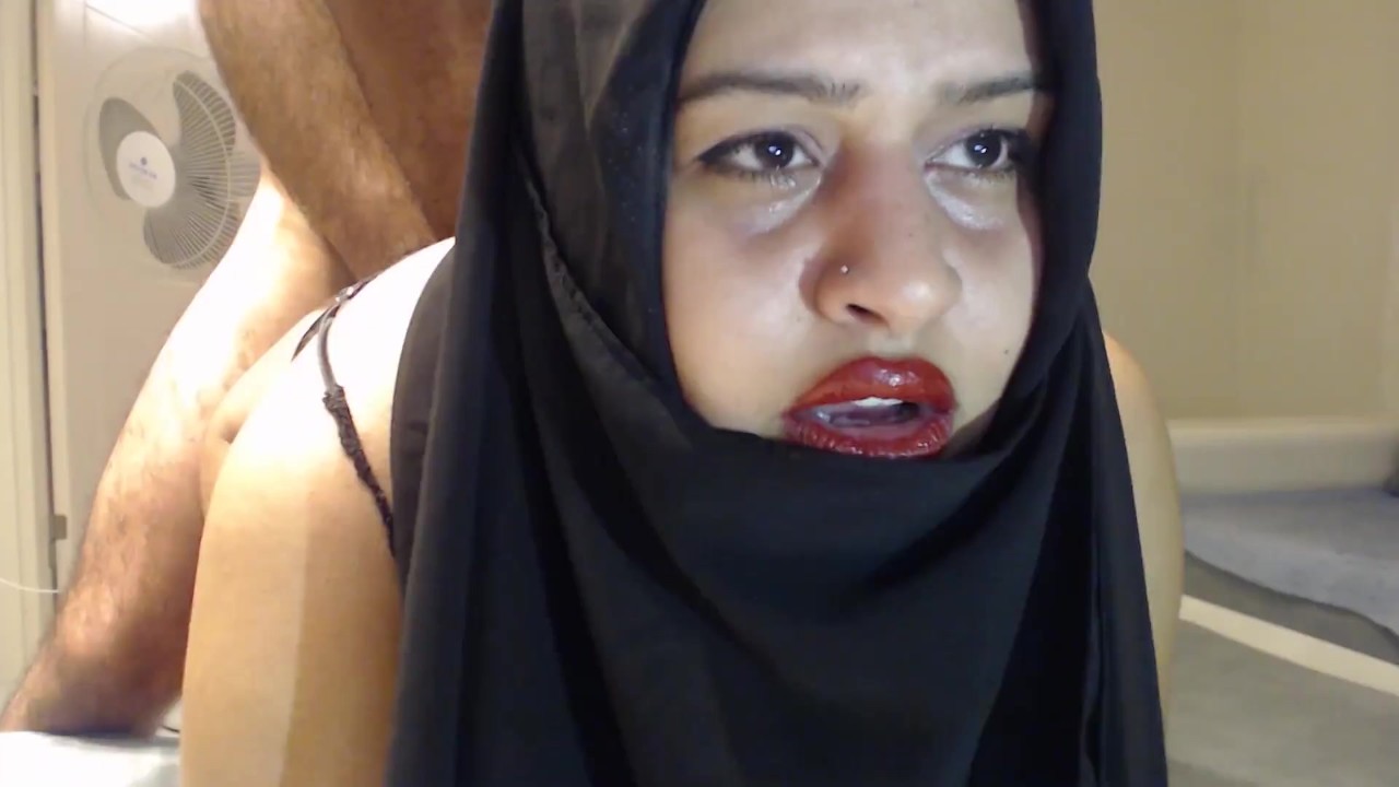 SURPRISE ANAL WITH MARRIED HIJAB WOMAN ! - Free Sex Video - RedTube