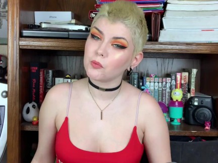 VLOG - Reading More Pornhub Comments!