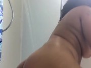 Big ass twerk in shower 