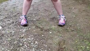 Walking showing my ass and cumming 