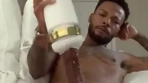 BREEZZYY’s NEW FAV TOY WITH HUGE CUMSHOT