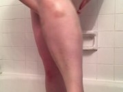 NAKED LIFE: Putting lotion on my aching body and legs!! 4/16