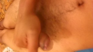 Masturbándome en el cuarto