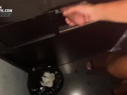 DEI PARA UM DESCONHECIDO EM NOSSA PRIMEIRA VEZ EM UMA CASA DE SWING 12/16