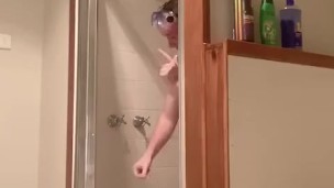6: Big White Cock Rises Up