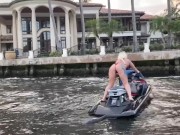 Public Pussy Eatting on Jetskis 6/16