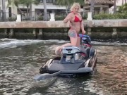 Public Pussy Eatting on Jetskis 7/16