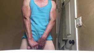 Big dick redhead with a sudden urge to get off.