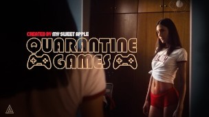 MODEL TIME Quarantine Sex with My Gamer Boyfriend