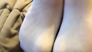 Q36 - Soles In White Pantyhose 