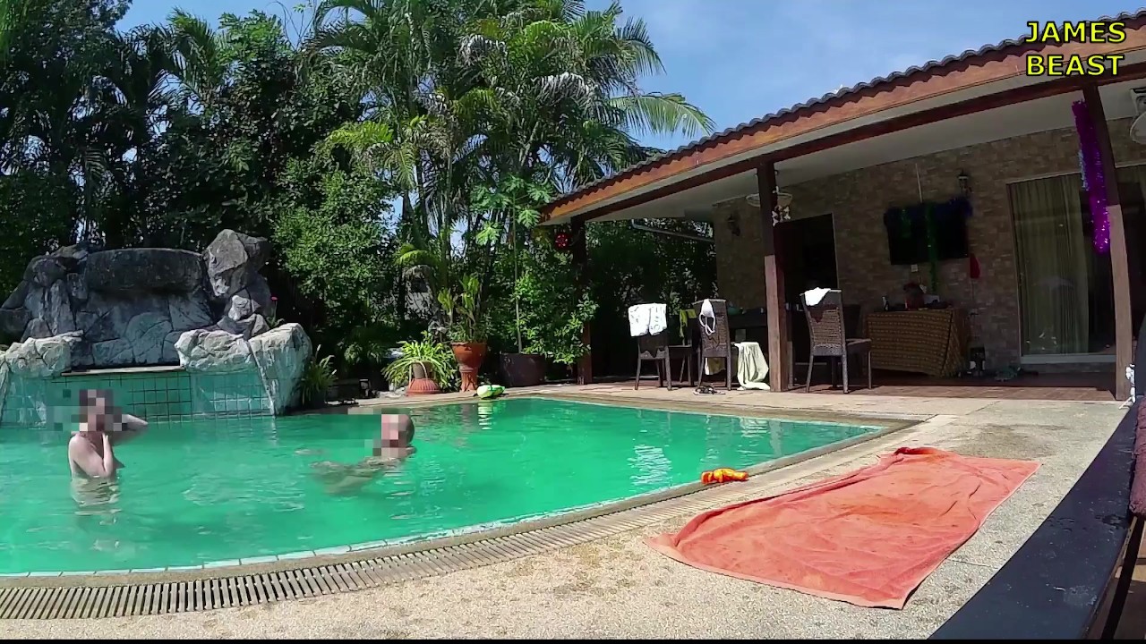 Nude poolparty! - Amateur Russian couple - Pattaya vacations - RedTube