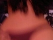 Gostosa sentando e gemendo muito! 3/16