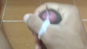 Negão se Masturbando bem gostoso