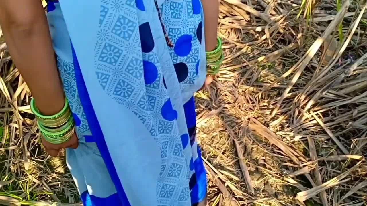 New indian desi village MMS outdoor sex Hindi audio - Free Sex Video - RedTube