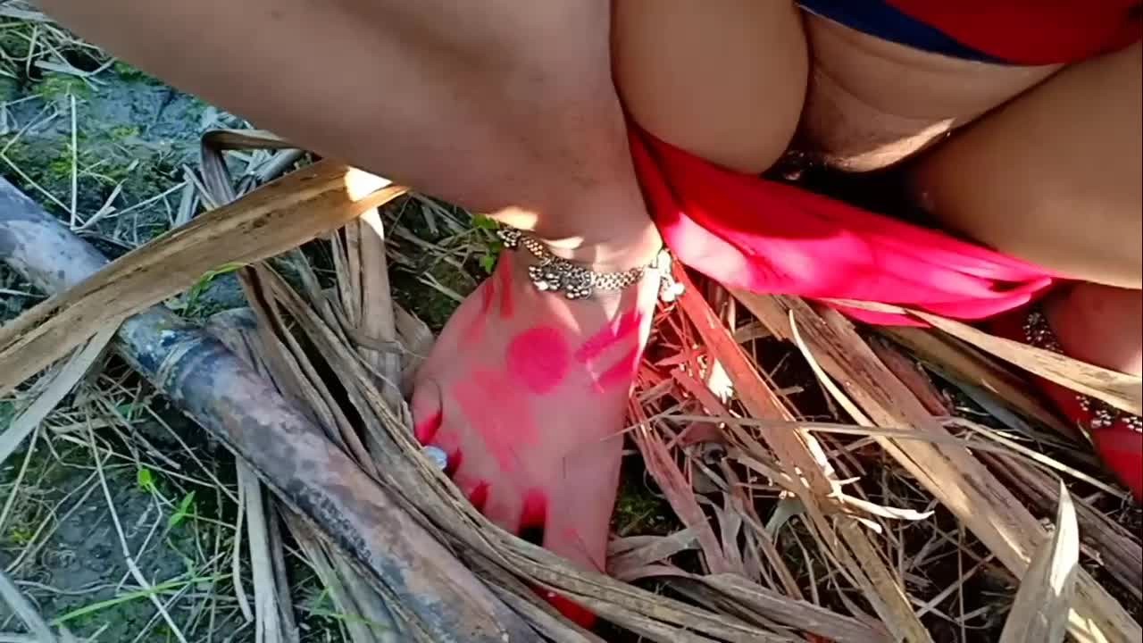 New indian desi village MMS outdoor sex Hindi audio - Free Sex Video - RedTube