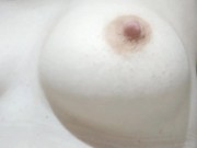 (HD) Nah & Langsam Tour um meine natürlichen Brüste + Nippelkratzen