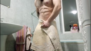 Hot pumped up guy erotic striptease