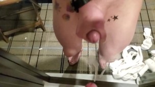 Blonde twink has massive cumshot in a NYC hotel