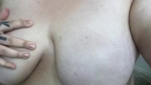 Tit play out of the shower