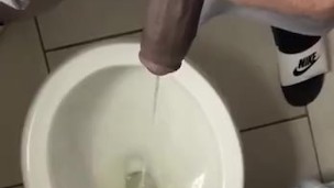 Who loves to take piss from a big black dick?