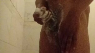  PRISON STYLE JURKING OFF 10 INCH DICK IN SHOWER 