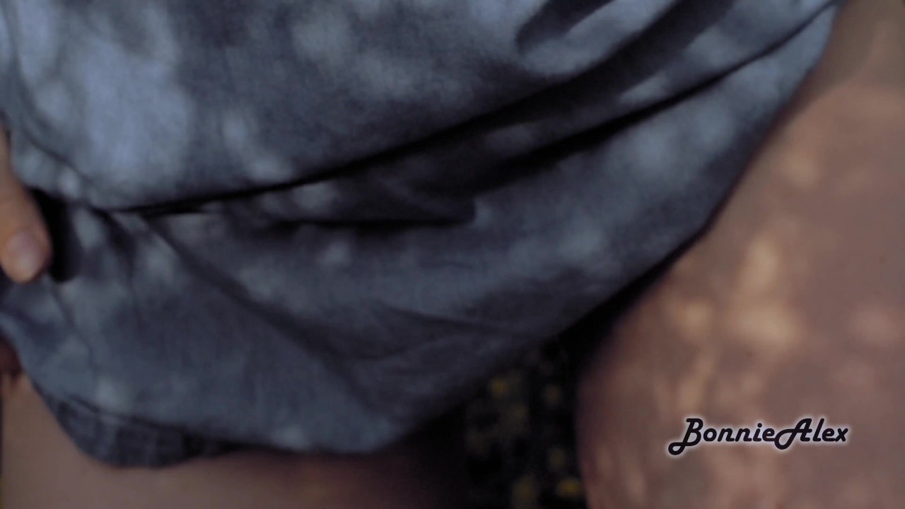 She Only Wants Nude Photos In A Flowering Field - Free Sex Video - RedTube