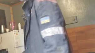 Have a minute, to brew tea.