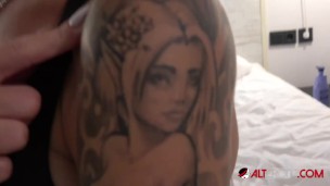 Tattooed German MILF Sophie Logan sucks a big cock
