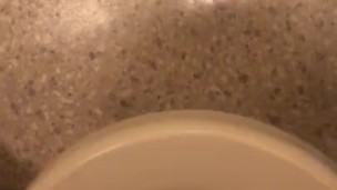 病院のトイレでオナニー 1分以内で射精