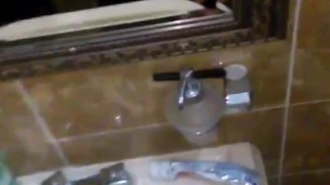 Masturbandome en la ducha 