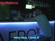 Me Folla una Madura en Frente de su Marido Cornudo en un Club de Intercambi 1/16