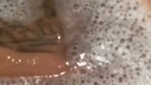 Masturbation in the bath (PLAYTIME)