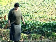 2 mal Pinkeln im Wald
