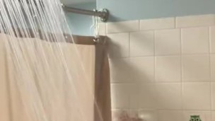 Fun in the shower 