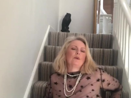 Annabel’s pussy play on the stairs