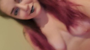 Bouncing titties 