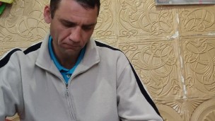 To work in the morning is easy.