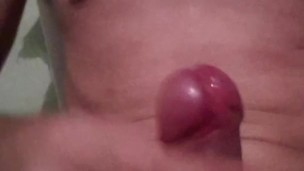 Chico masturbandose busca chica con quien coger