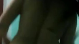 esta muy caliente y quiere sexo