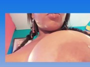 tetas traviesa latina tetas-grandes