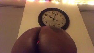 Hazelnutxxx Plugs Herself