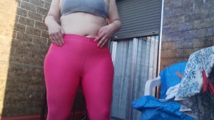 Trailer Peeing my leggins after training in home