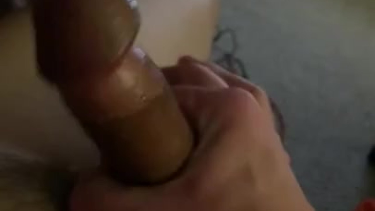 Spun friend gets a hand - Free Sex Video - RedTube