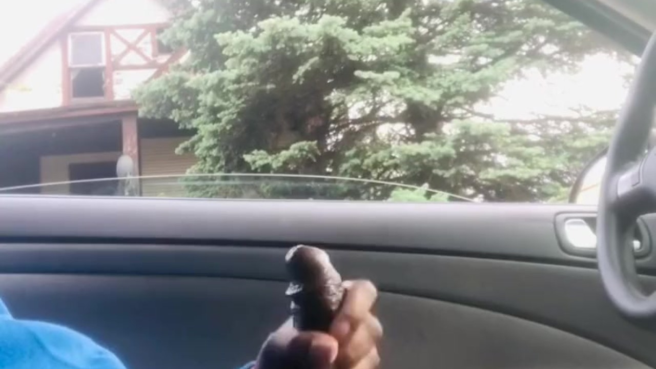 BBC Dick Flash! Stroking in Car during Quarantine gets Caught!