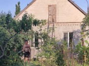 The day was hot, i in the garden. 12/16