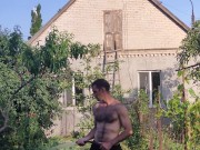 The day was hot, i in the garden. 4/16