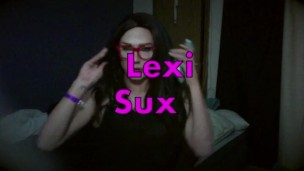 Lexi Sux Plays With 7 inch secret